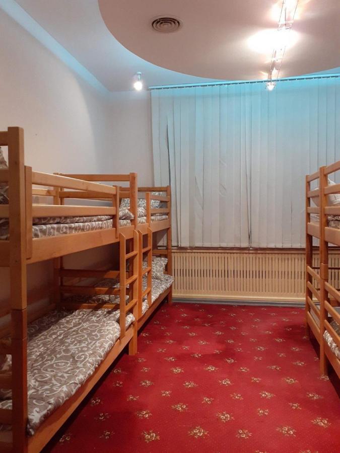 Uneed Sport Hostel Oldenburg Bagian luar foto